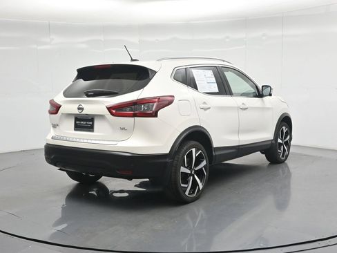 Used 2020 Nissan Rogue Sport SL w/ Premium Package FWD image 30