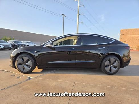 Used 2019 Tesla Model 3 Mid Range RWD image 3