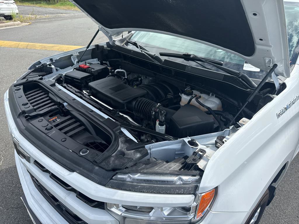 Used 2026 Chevrolet Silverado 1500 RST AWD/4WD image 32