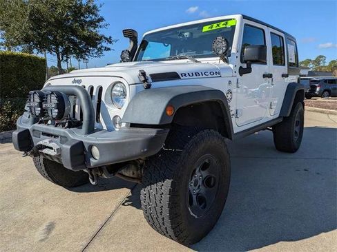 Certified 2015 Jeep Wrangler Unlimited Rubicon w/ Dual Top Group image 8