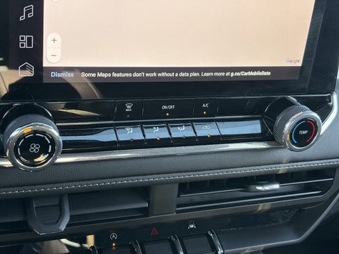 Certified 2024 Chevrolet Colorado LT RWD image 30