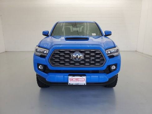 Used 2021 Toyota Tacoma 2WD Double Cab image 3