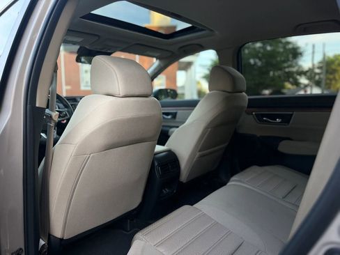 Used 2019 Honda CR-V EX image 11