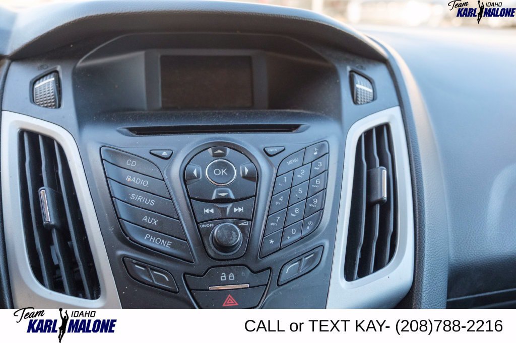 Used 2012 Ford Focus SE FWD image 22