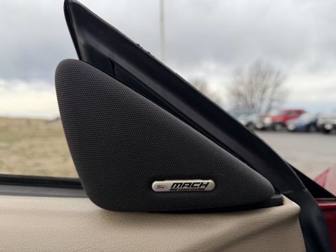 Used 2001 Ford Mustang Convertible image 17