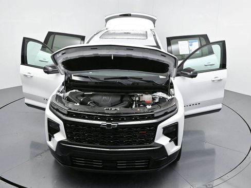 Used 2024 Chevrolet Traverse RS image 49