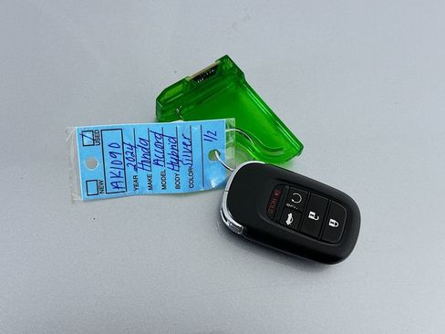 Used 2024 Honda Accord Touring image 35