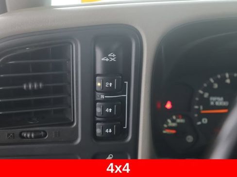 Used 2006 GMC Sierra 3500 SLT w/ Heavy-Duty Power Package AWD/4WD image 20