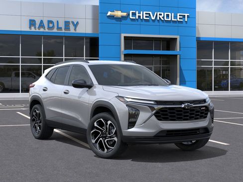 New 2026 Chevrolet Trax RS w/ Driver Confidence Package image 7