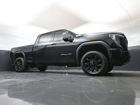 Used 2024 GMC Sierra 2500 AT4 w/ AT4 Preferred Package AWD/4WD image 51
