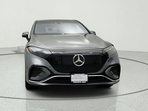 Used 2023 Mercedes-Benz EQS 580 4MATIC SUV image 2