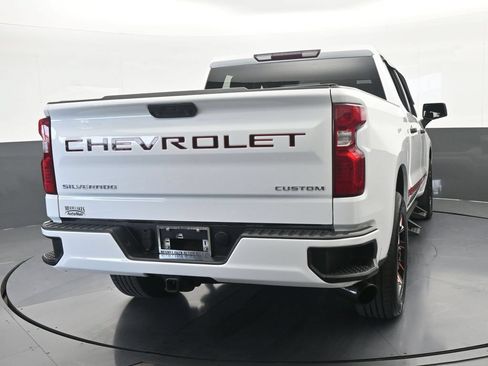 Used 2023 Chevrolet Silverado 1500 Custom RWD image 5