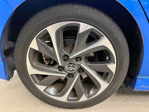 Used 2018 Toyota Corolla iM w/ Carpet Mat Package (TMS) image 26