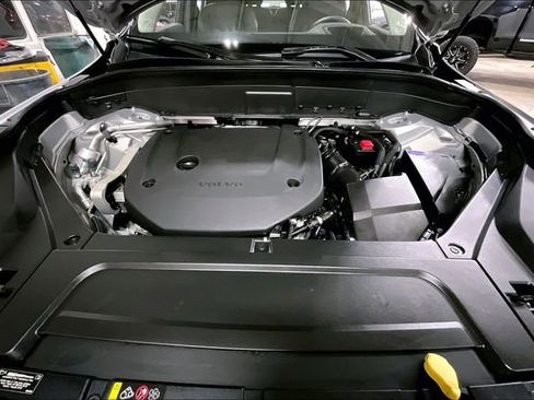 Certified 2023 Volvo XC90 B6 Ultimate image 11