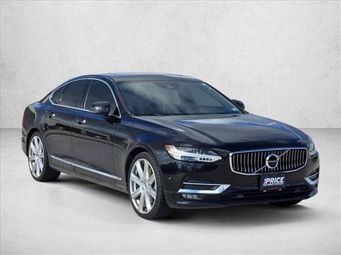 Used 2017 Volvo S90 T6 Inscription w/ Vision Package AWD/4WD image 3