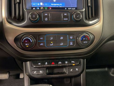 Used 2021 GMC Canyon Denali image 18