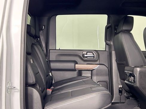 Used 2023 Chevrolet Silverado 3500 High Country image 14