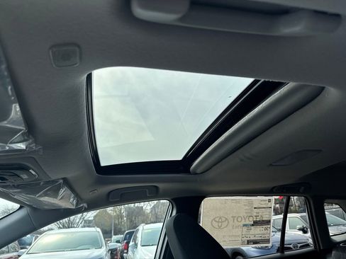 New 2026 Toyota Corolla Cross LE AWD/4WD image 18