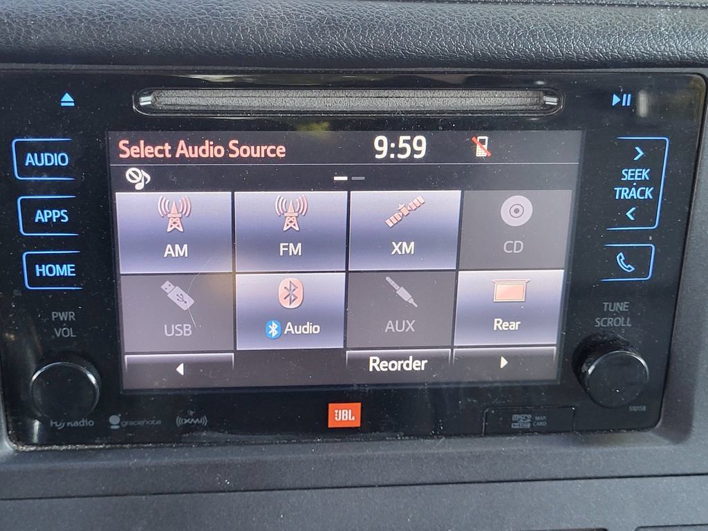 Used 2017 Toyota Sienna Limited Premium FWD image 19