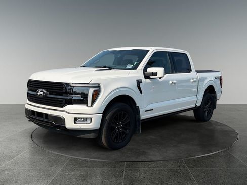 Used 2025 Ford F150 Platinum AWD/4WD image 3