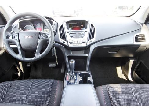 Used 2017 GMC Terrain SLE FWD image 12