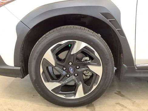 Used 2025 Subaru Crosstrek 2.5i Limited AWD/4WD image 12