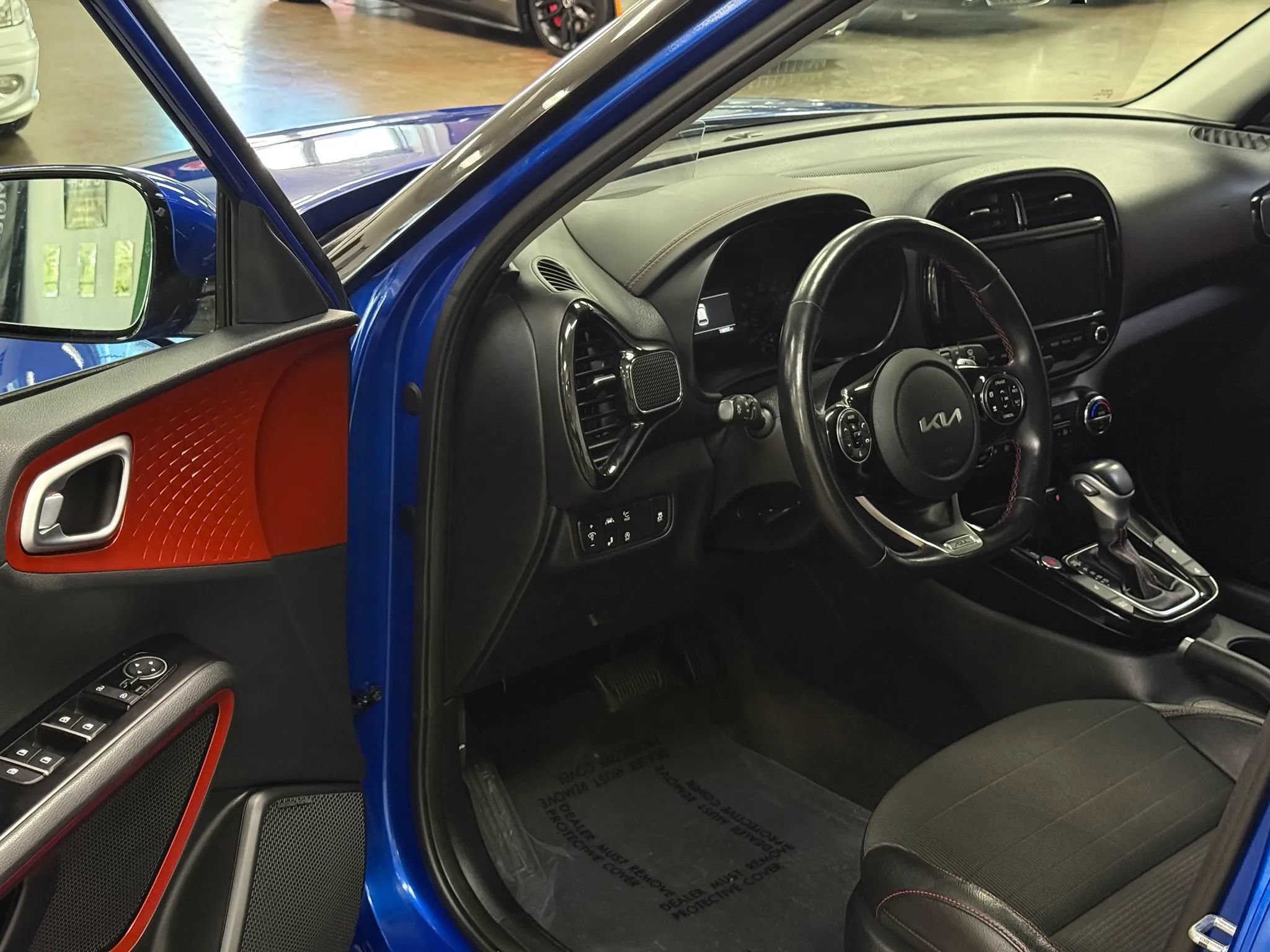 Used 2022 Kia Soul Turbo FWD image 9