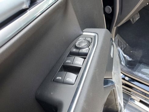 New 2026 GMC Sierra 1500 SLT image 20