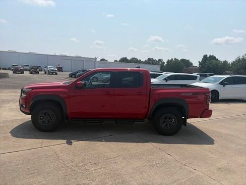 Used 2025 Nissan Frontier PRO-4X w/ Pro Premium Package AWD/4WD image 3
