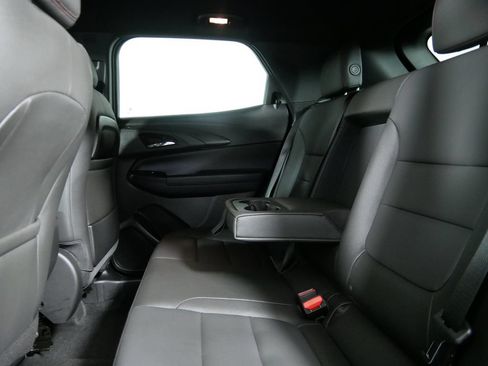 Used 2026 Chevrolet TrailBlazer RS w/ Convenience Package AWD/4WD image 16