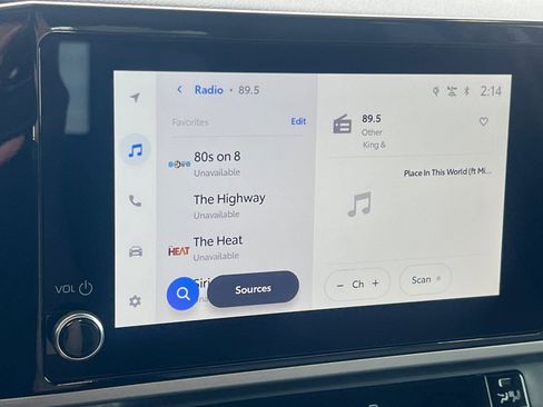 Used 2025 Toyota Camry LE image 14