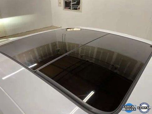 Used 2024 Audi Q8 e-tron Premium image 88