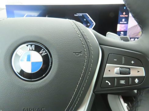 New 2026 BMW X5 xDrive40i w/ Premium Package AWD/4WD image 12