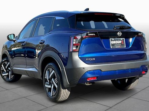New 2026 Nissan Kicks SV image 12