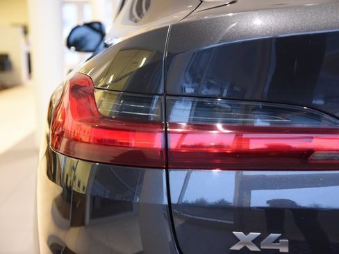 Used 2019 BMW X4 M40i image 10