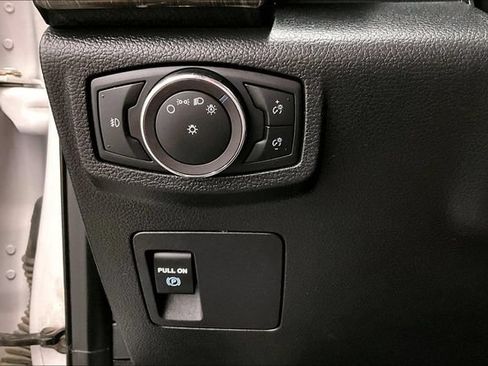 Used 2019 Ford Expedition XLT w/ Equipment Group 201A AWD/4WD image 36
