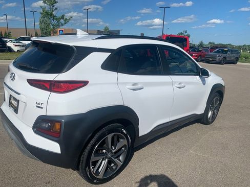 Certified 2021 Hyundai Kona Limited w/ Cargo Package AWD/4WD image 5