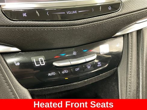 Certified 2018 Cadillac XT5 Luxury w/ Driver Awareness Package AWD/4WD image 12