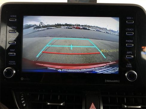 Used 2020 Toyota C-HR LE image 16