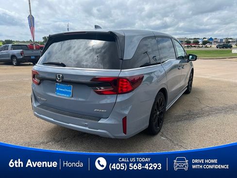 Used 2025 Honda Odyssey Sport-L image 5