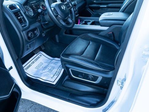 Used 2024 RAM 1500 Laramie image 27