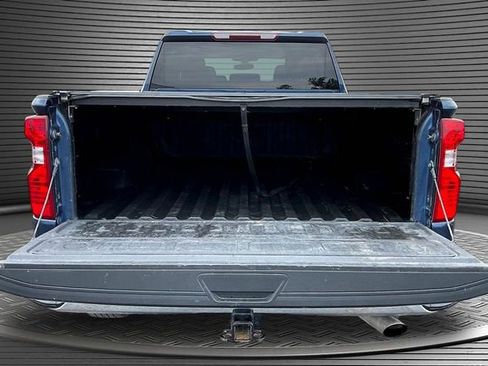 Used 2022 Chevrolet Silverado 2500 LT w/ Convenience Package AWD/4WD image 7