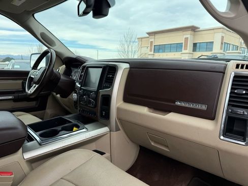 Used 2015 RAM 1500 Laramie w/ Convenience Group AWD/4WD image 27