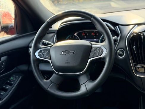 Certified 2023 Chevrolet Traverse RS image 24