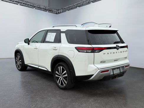 Used 2023 Nissan Pathfinder Platinum AWD/4WD image 5