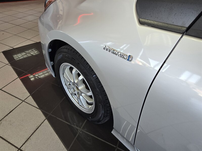Used 2016 Toyota Prius Two FWD image 37