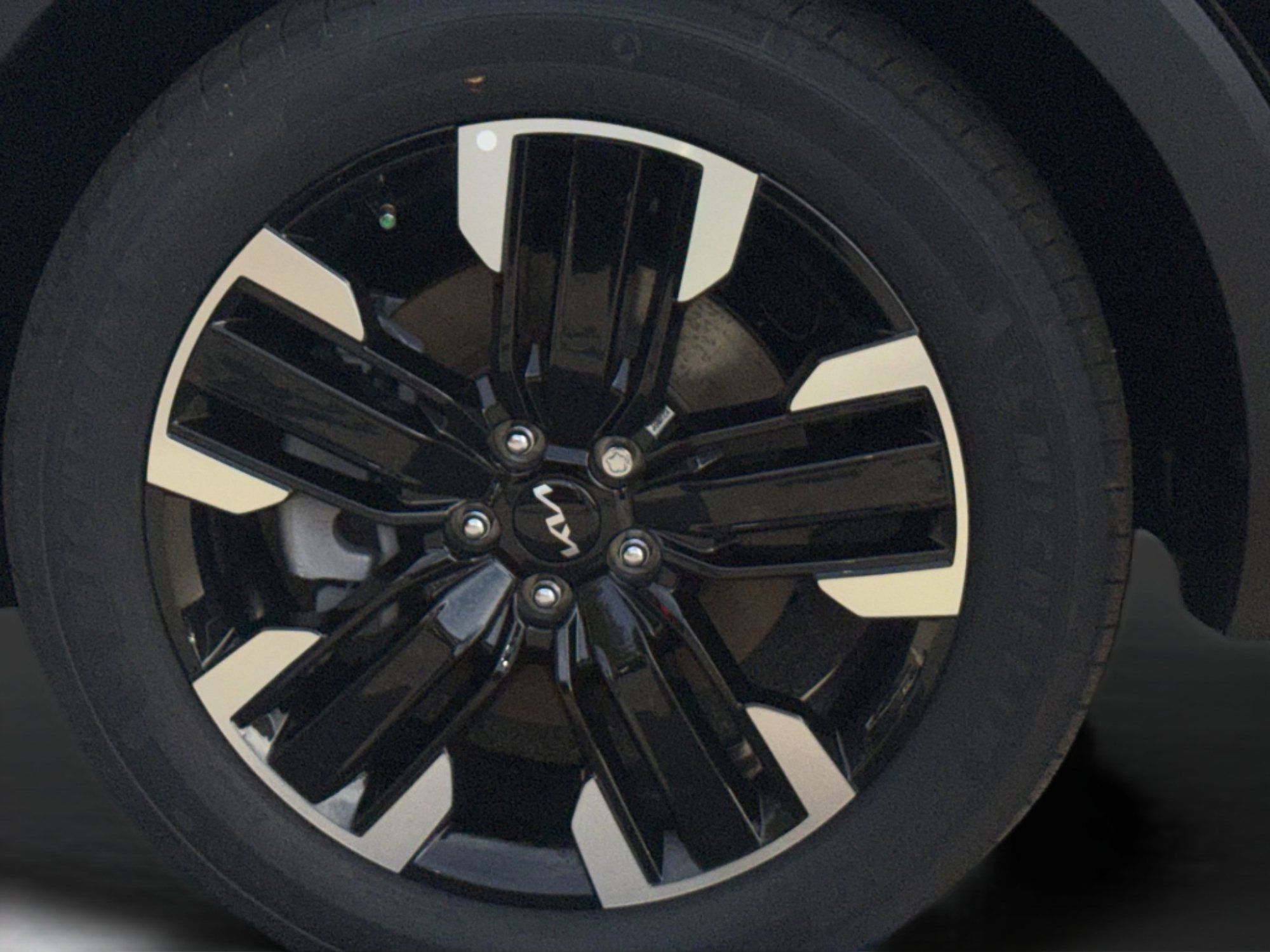 New 2025 Kia Telluride SX w/ SX Captain's Chair Package AWD/4WD image 33