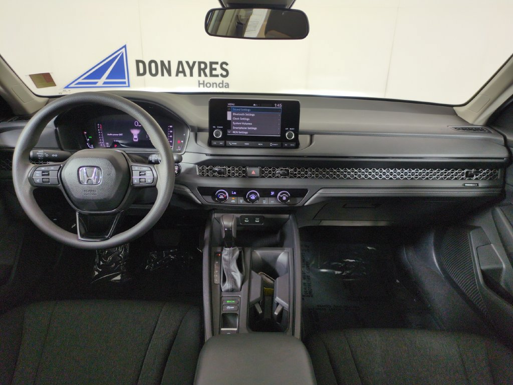 Certified 2025 Honda Accord LX image 18