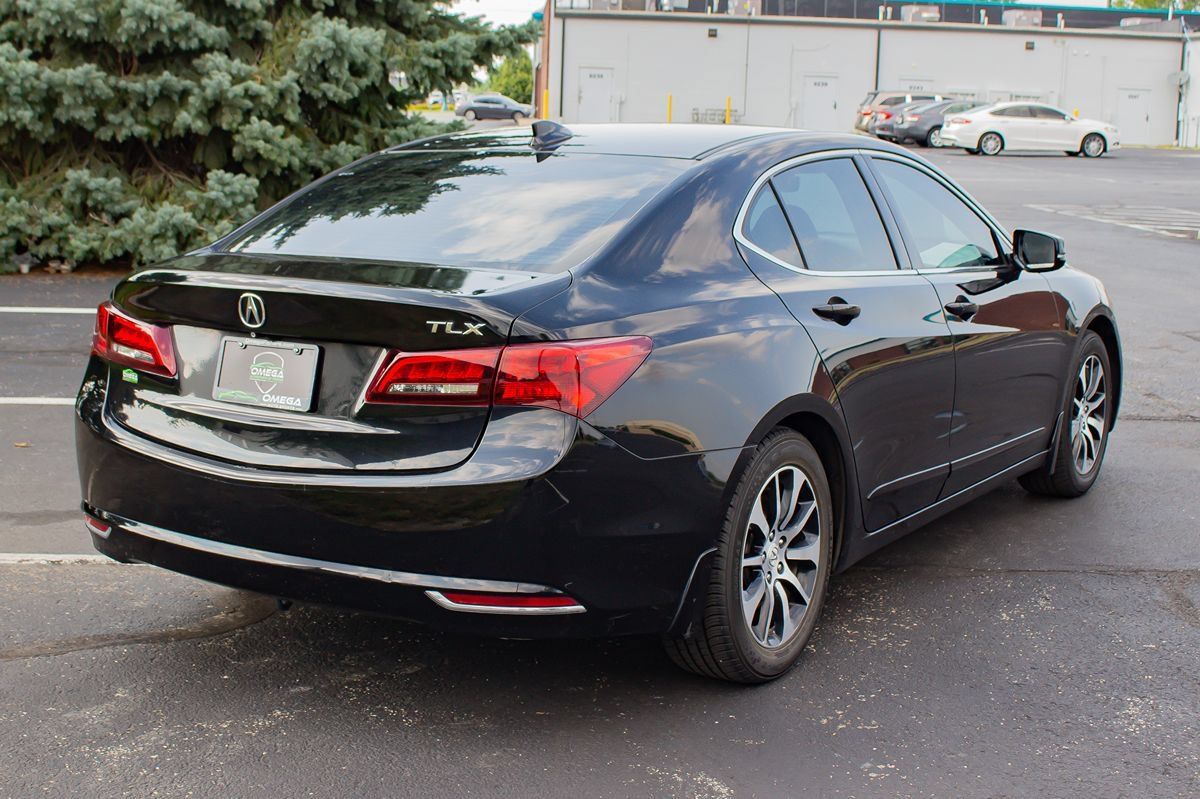Used 2015 Acura TLX w/ Technology Package FWD image 9