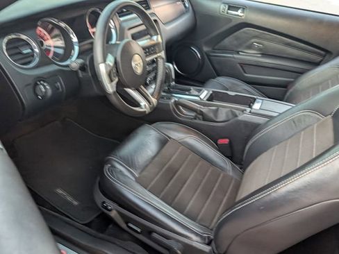 Used 2013 Ford Mustang GT Premium image 7